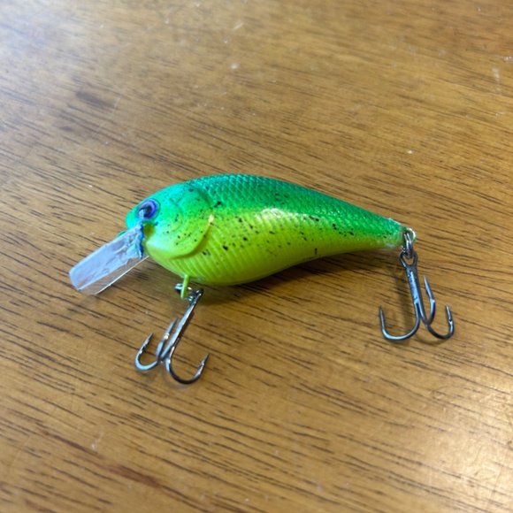 Custom Made Handcrafted Crankbait Topwater Fishing Lures - Picture 4 of 4